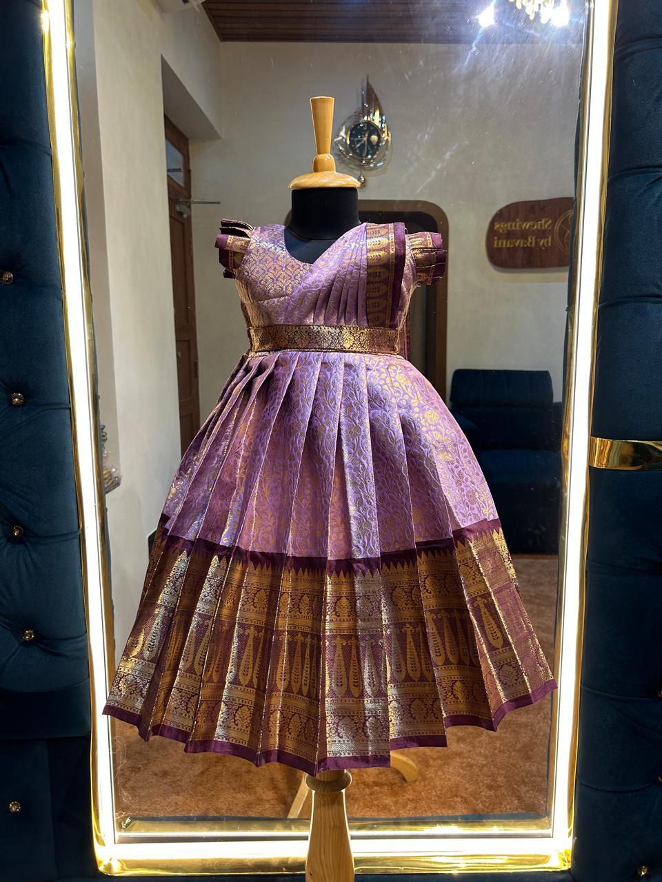 (SB323)Lilac Silk Gown with Removeable Shawl Pattern