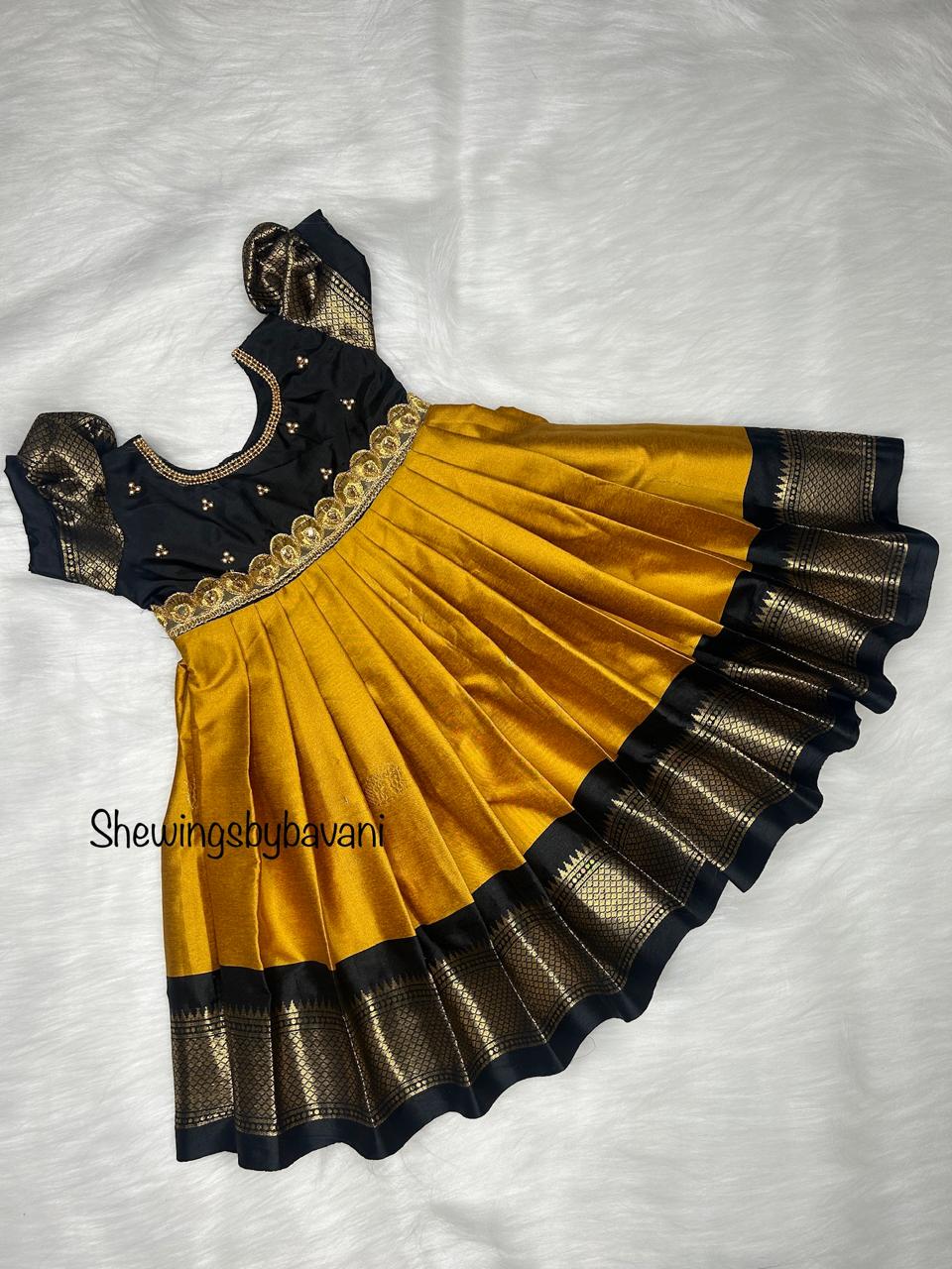 (SB036)Susan Silk Gown