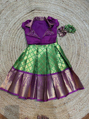 (SB320)Vaazhai Collar Neck Silk Lehenga