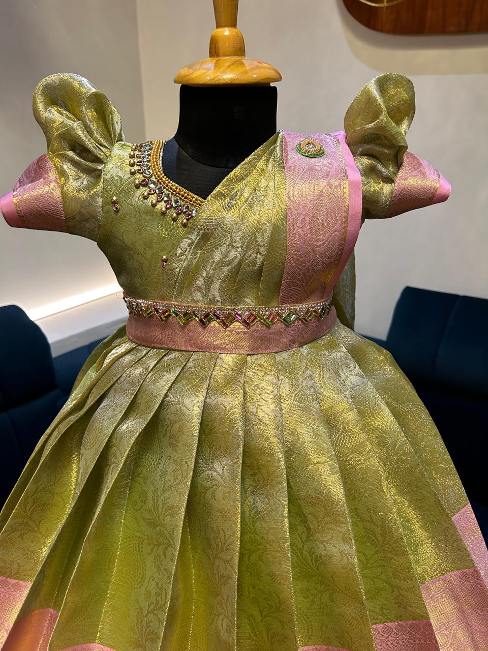 (SB300)Silk Gown
