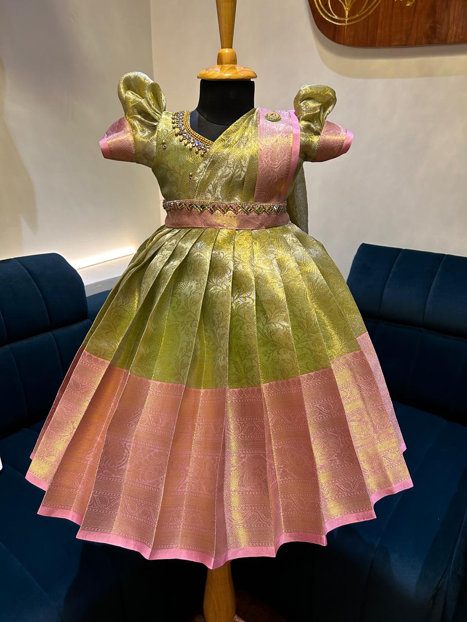 (SB300)Silk Gown
