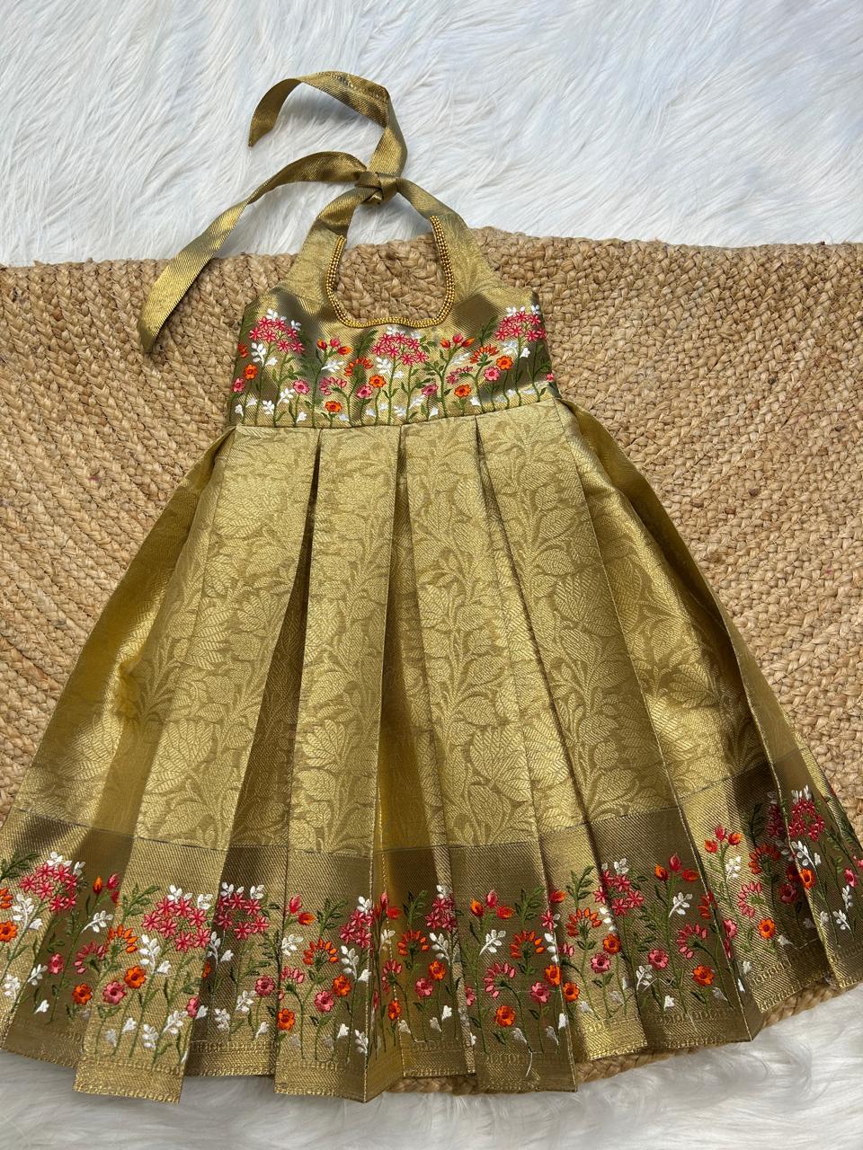 (SB371)Malare - Golden Embroidery Neeta Ambani Silk Gown