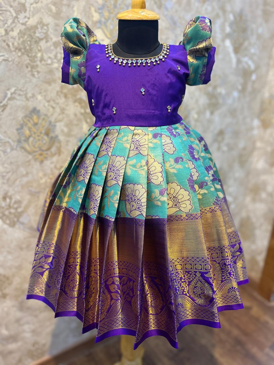 (SB184)Kanchipuram Rangoli 2 without Shawl