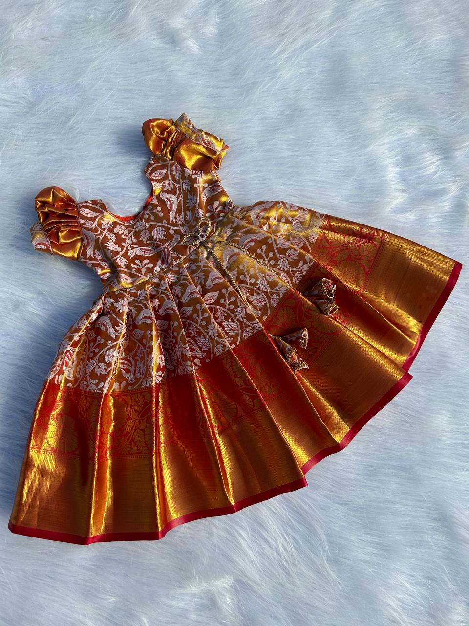 (SB069)Red Kanchipuram Silk Gown