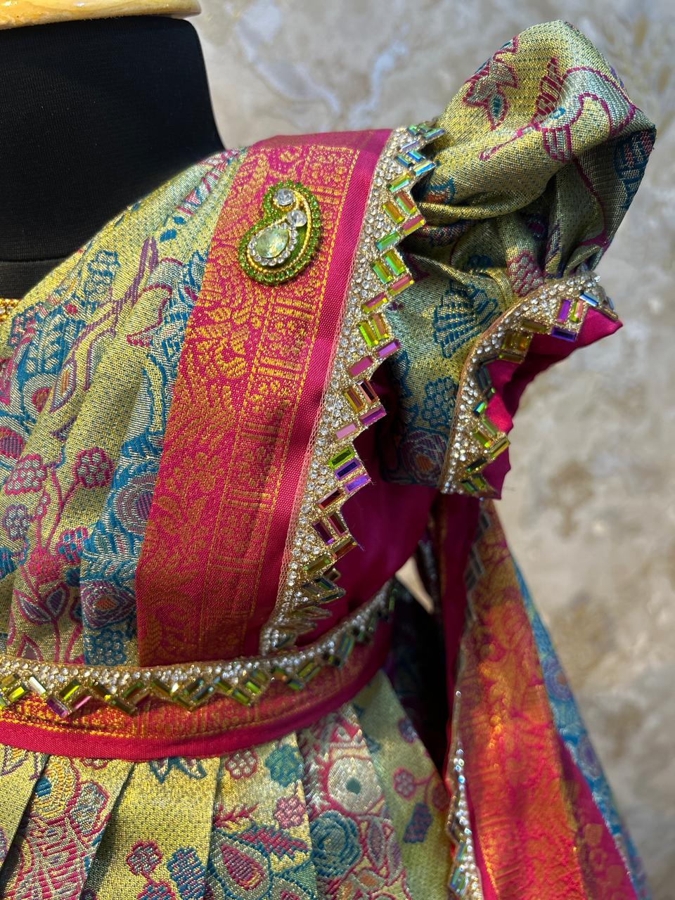 (SB177)Pavalam - Sea Green with Pink Kanchipattu Gown with Originally Aari worked Lace in Removable Shawl