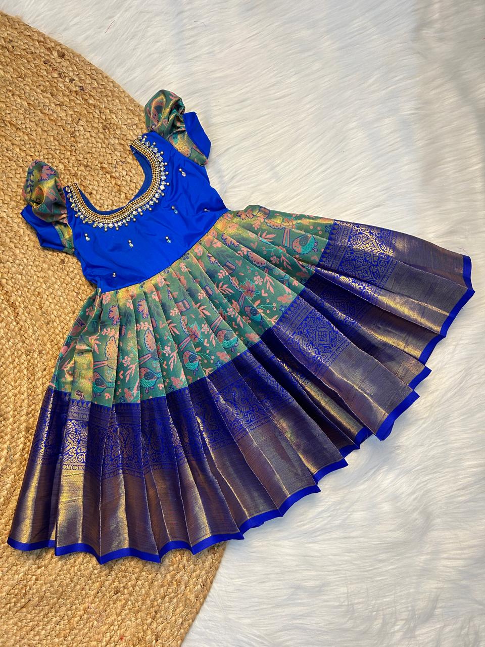 (SB223)Rithu Silk Gown