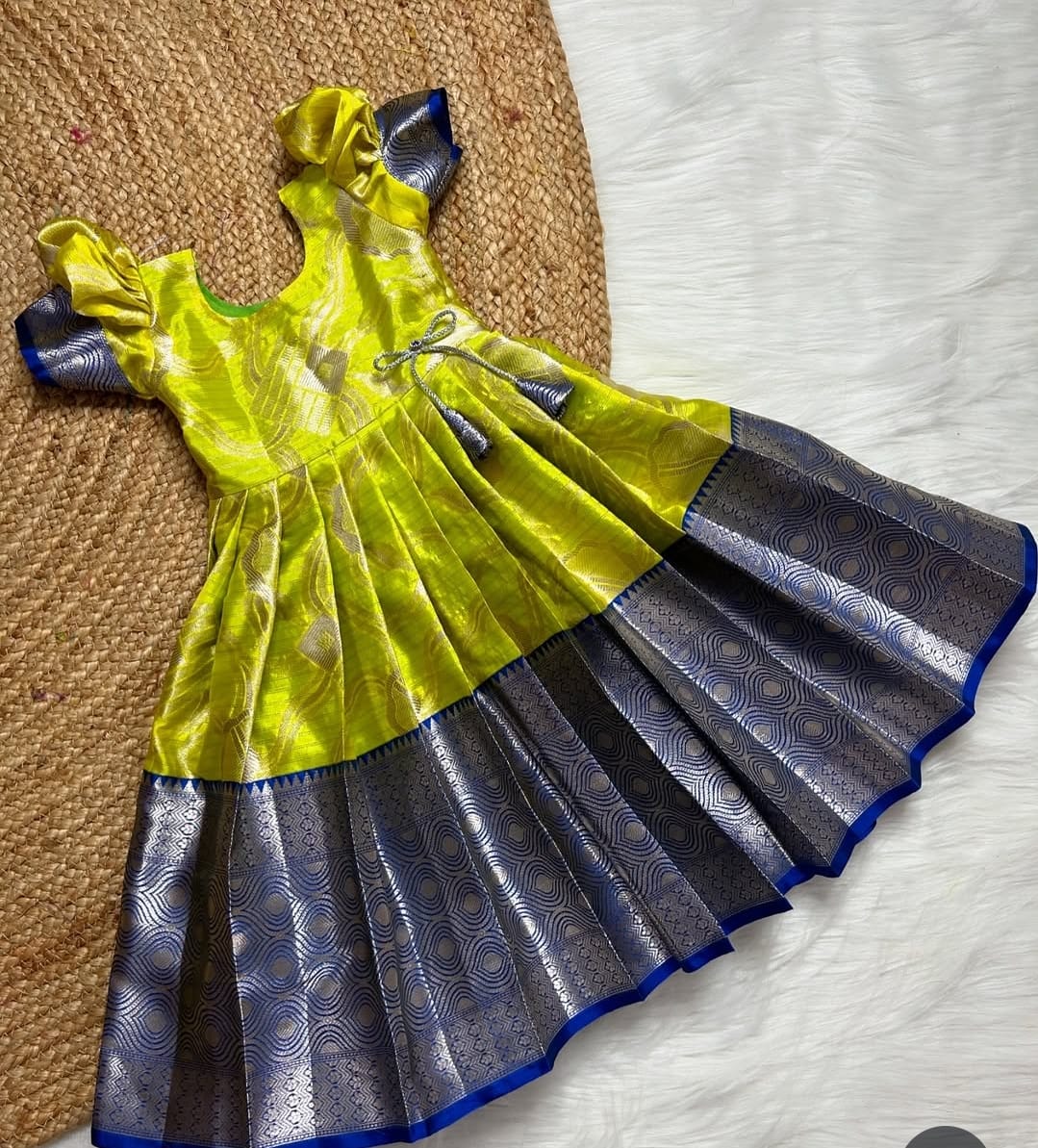 (SB231)Kanchipuram Semi Silk Gown