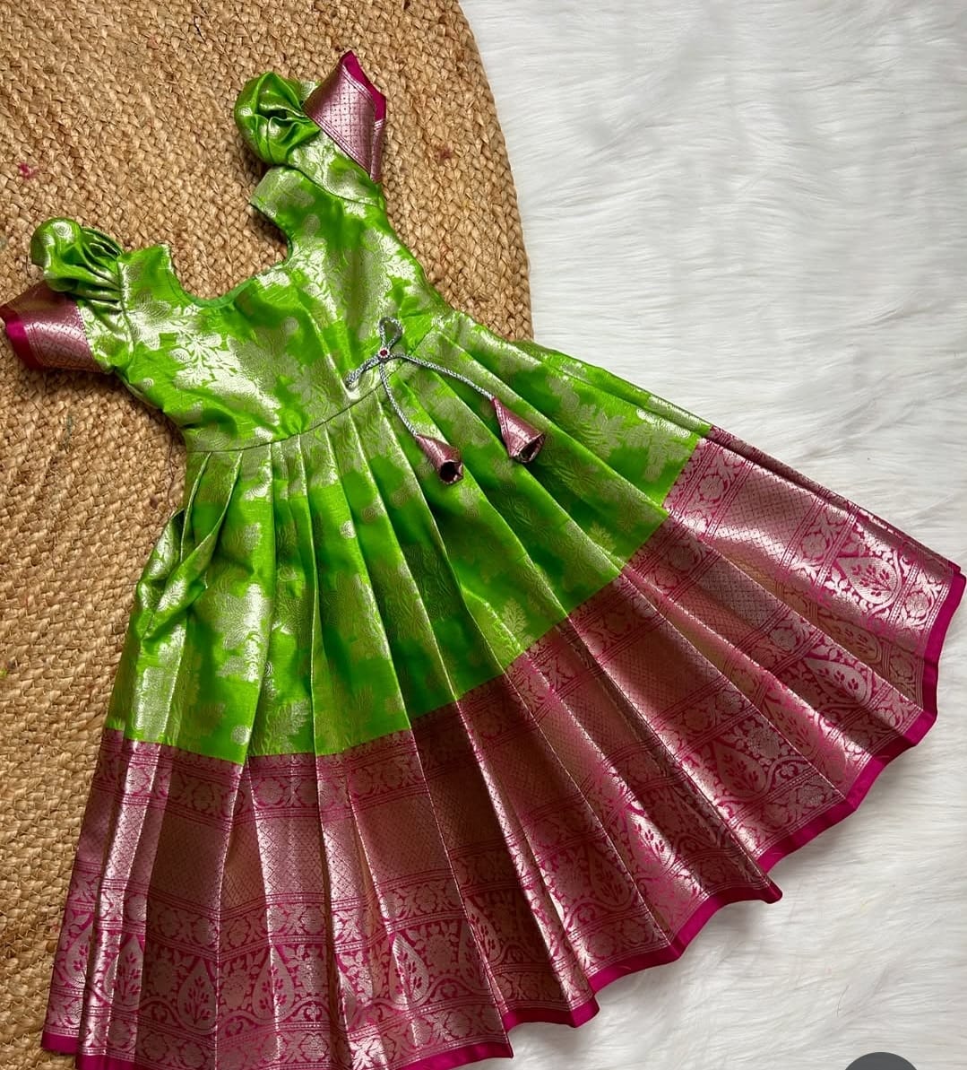(SB232)Kanchipuram Semi Silk Gown