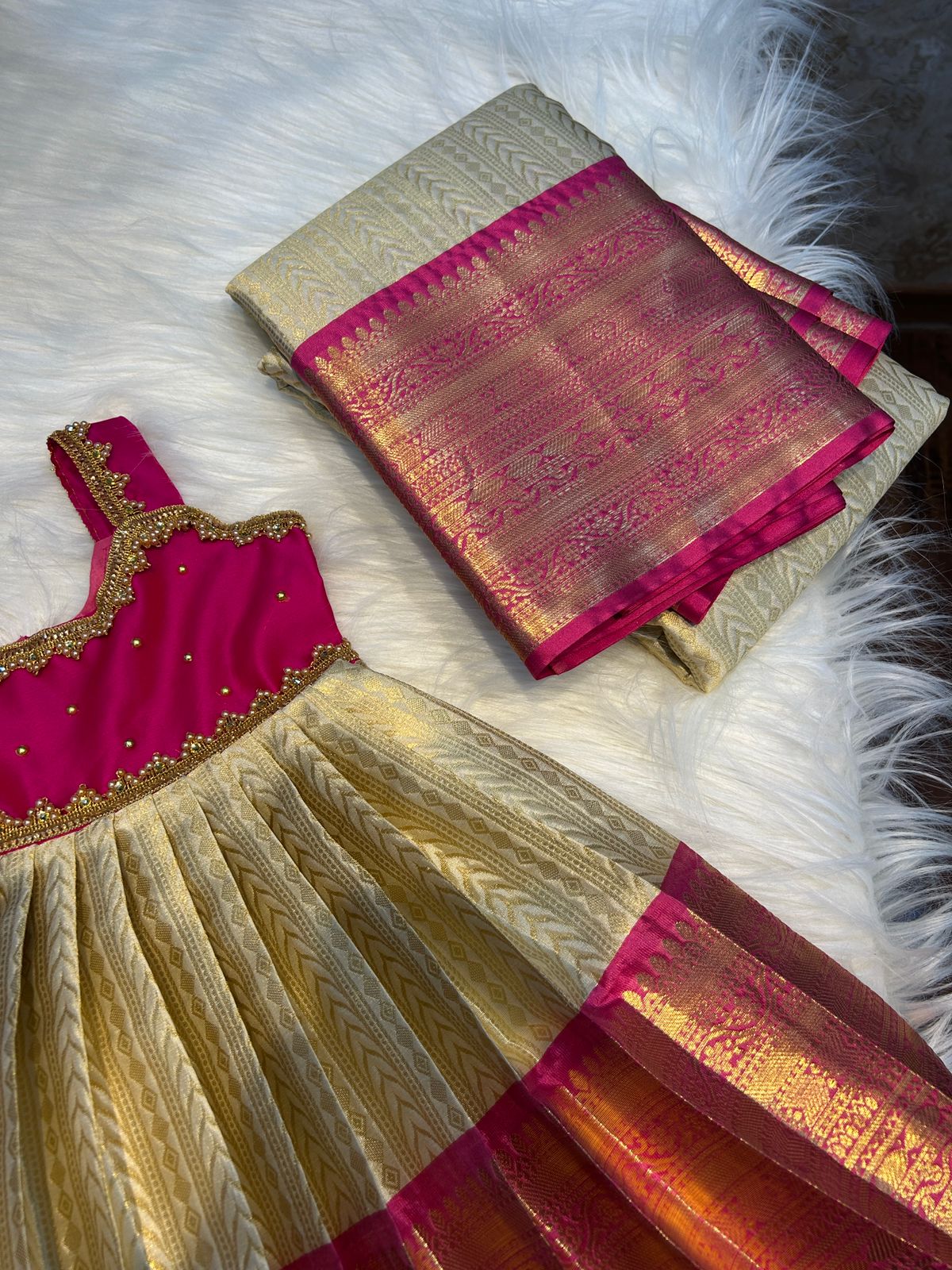 (SB399)Patrose Kanchipuram Silk Gown