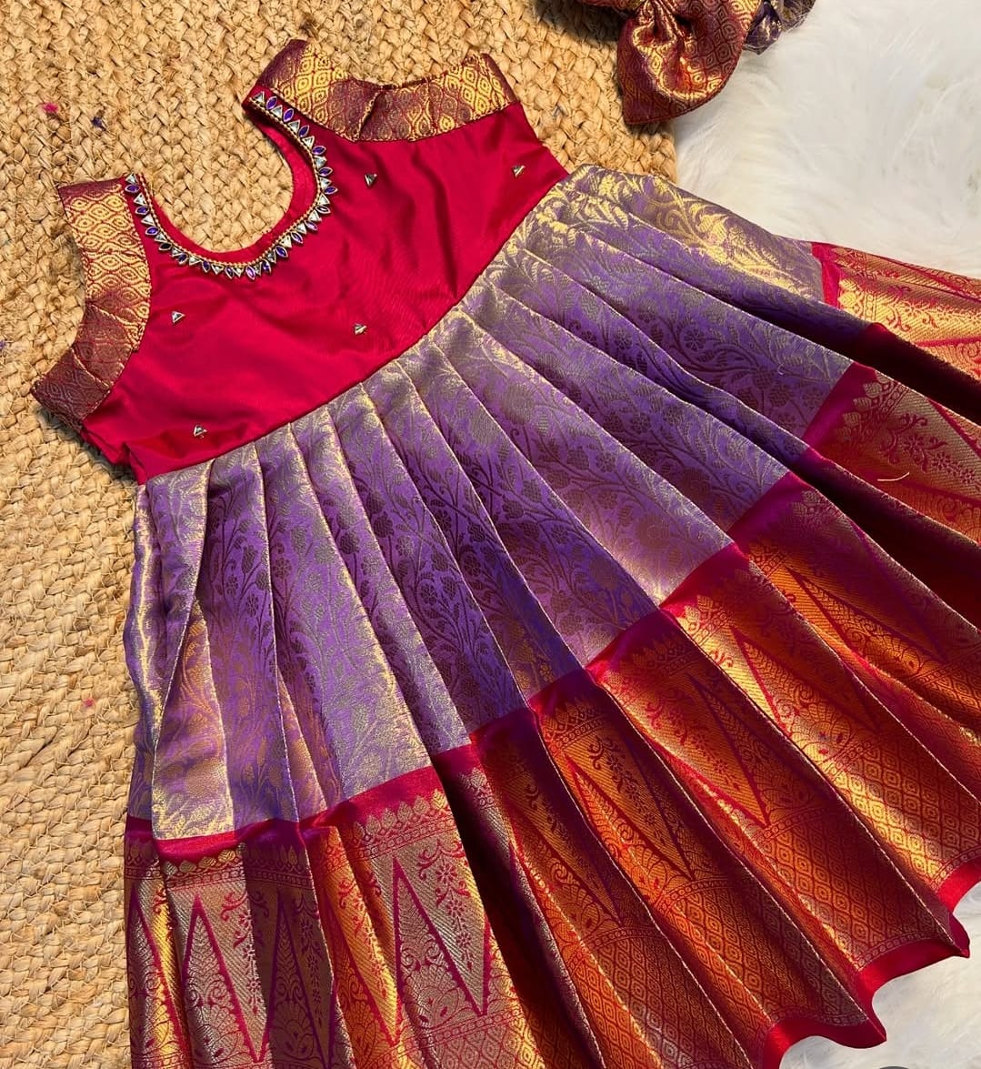 (SB253)Nazriya - Beautiful Sleeveless Gown
