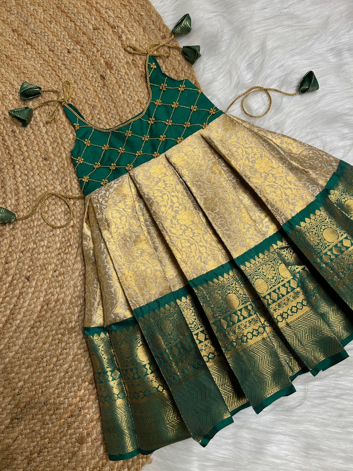 (SB412)Maragatham -  Green with Golden Kanchipuram Semi Silk Gown