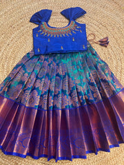 (SB418)Peacock Double Shaded Premium Kanchi Pattu Pavadai Sattai