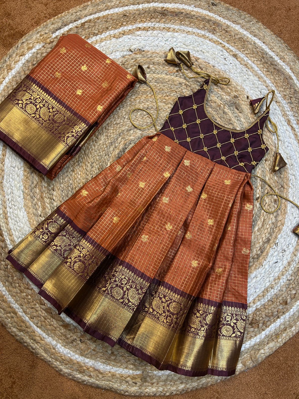 (SB477)Rustic Orange with Brown Border Knot Hand Silk Gown