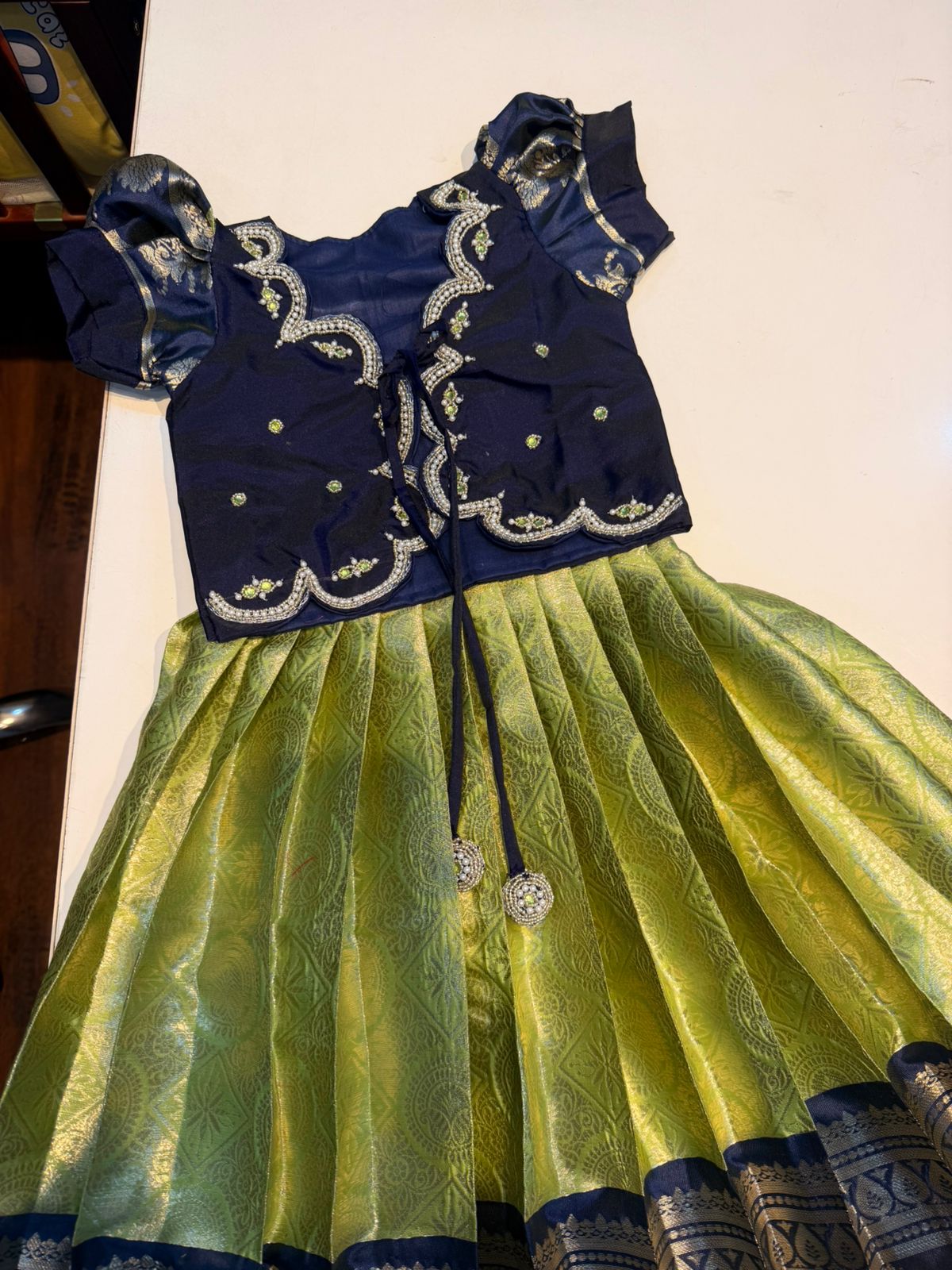(SB614) Light Green with Ink Blue Aari Overcoat Silk Gown