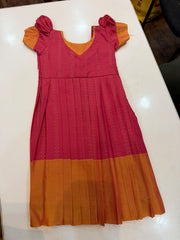 (SB652) Vintage Silk Gown