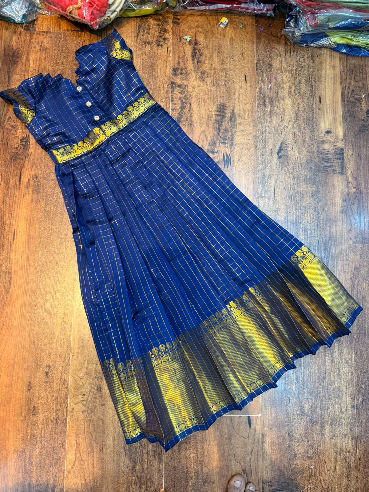 (SB678) Vannakili Budget Banarasi Silk gown