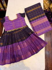 (SB626) Karuneelam with Lavender Premium Velthari Pavadai Sattai